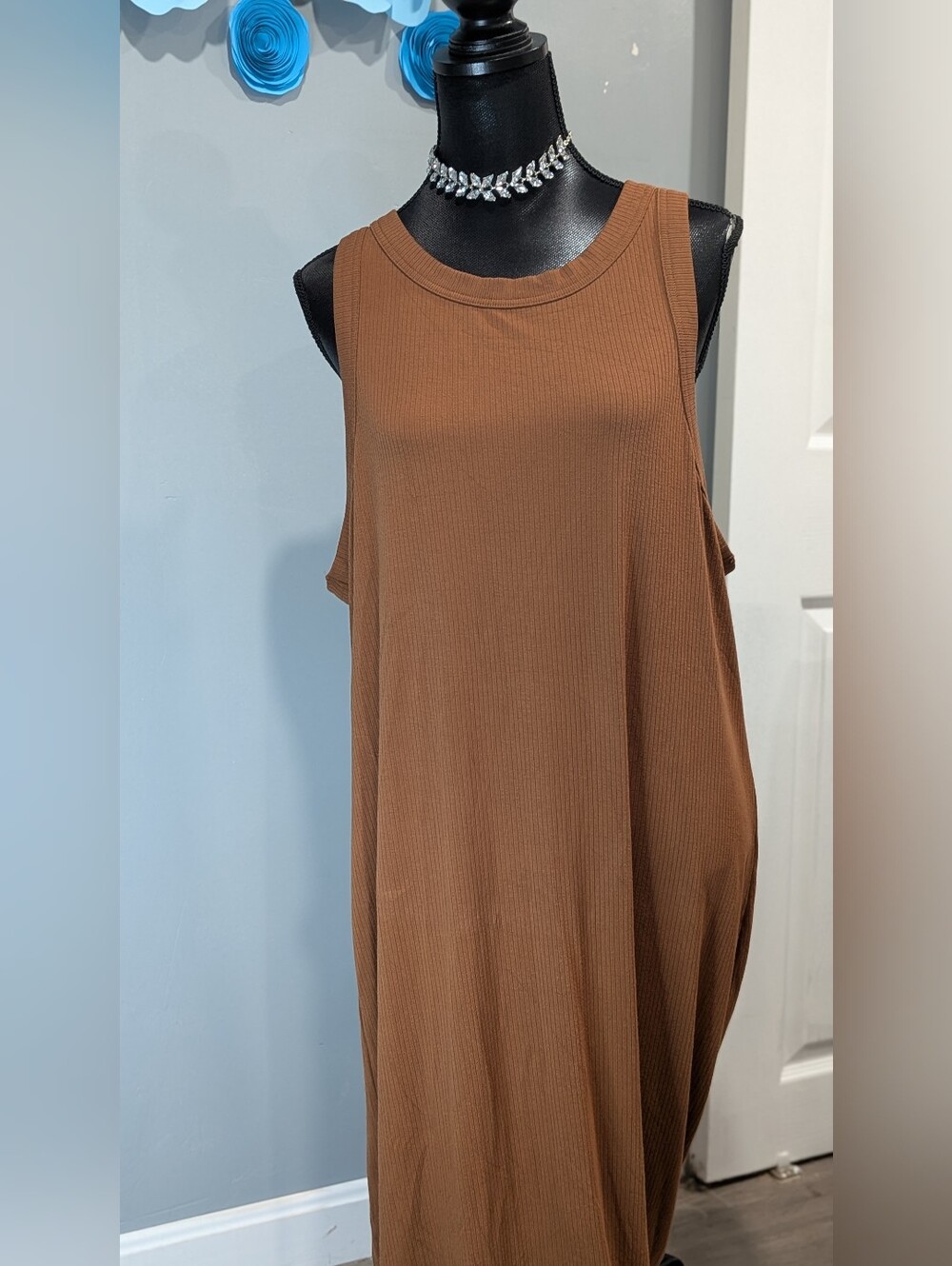 Banana Republic Brown Ribbed Sleeveless Maxi Dress - Picture 2 of 7